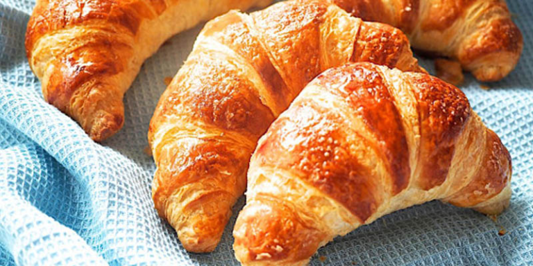 Fakta Menarik Tentang Makanan Croissant