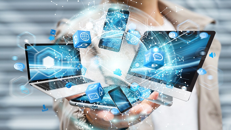 Mencintai Diri Sendiri di Era Digital, Menemukan Keseimbangan di Tengah Arus Informasi