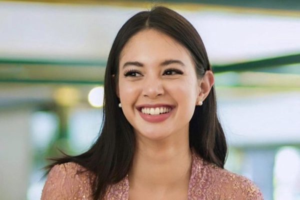 Aurelie Moeremans, Karier Multitalenta dan Dedikasi di Dunia Hiburan